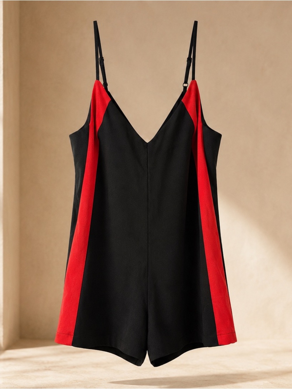Urban Outfitters NWT Black Red Colorblock Romper Cami V-Neck Strappy Size L NWT